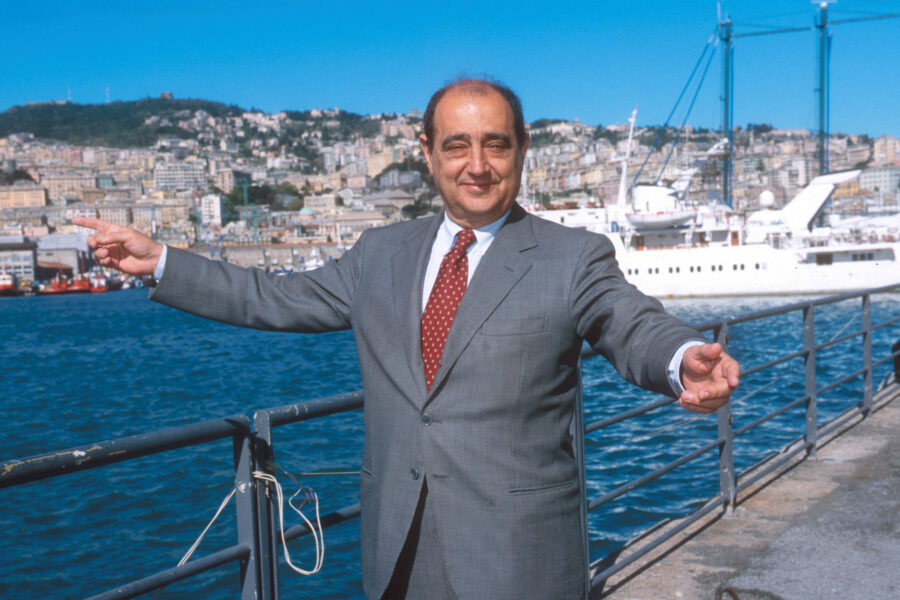 05.04.2001 GENOVA
ECONOMICO
CONVEGNO EURO 2002
GIUSEPPE PERICU  SINDACO GENOVA
©R.FRANCESCHIN  LAPRESSE