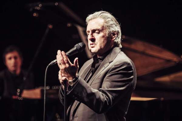 Daniel Auteuil scippato a Napoli, rubato orologio da 39mila euro