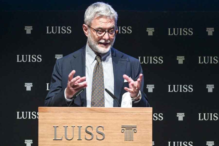 Procura di Napoli, il totonomi per il dopo Melillo: Gratteri e De Castris in pole ma attenzione ai napoletani Borrelli, Policastro e Volpe