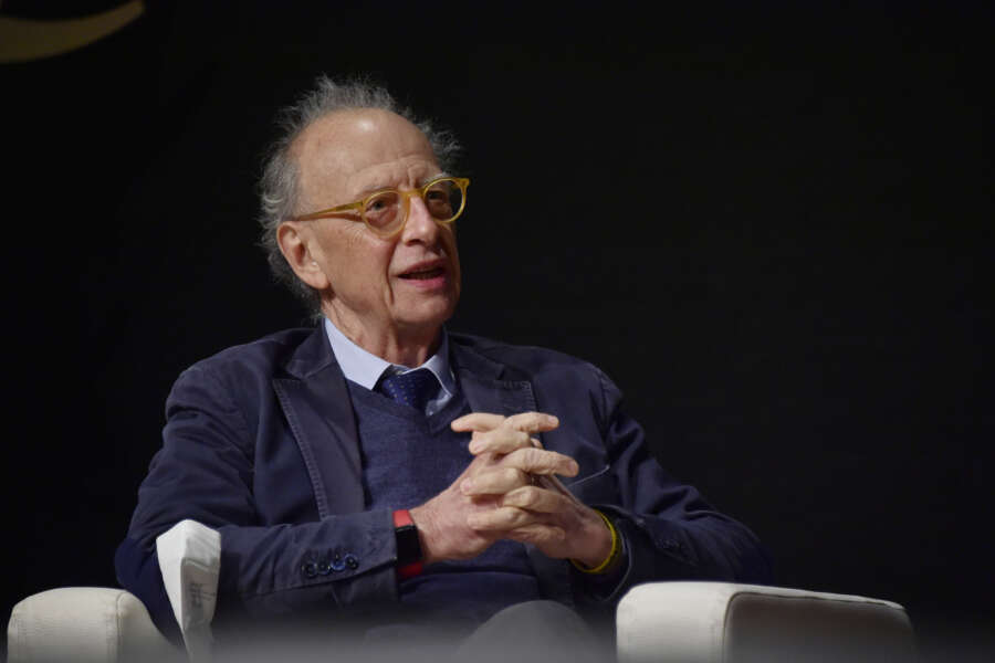 Altro che Promessi Sposi, per spiegare la giustizia andrebbe spiegato come un magistrato perseguita un uomo