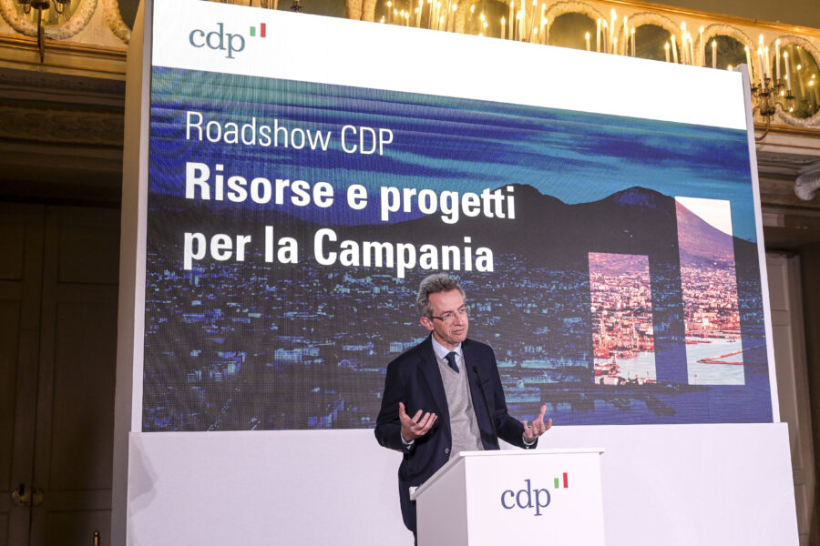 Giù il velo sul bilancio del Comune: il Patto per Napoli non è miracoloso, si continua a vivere alla giornata