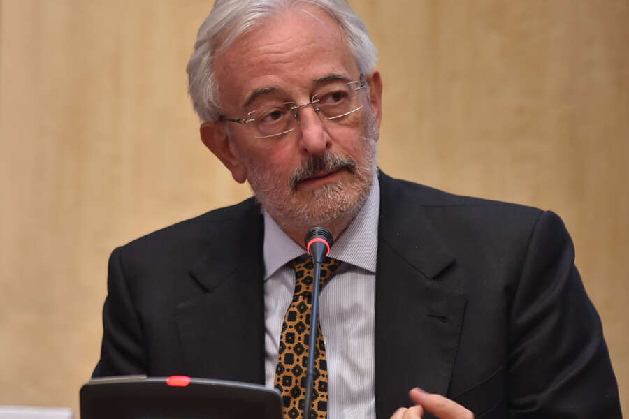 Cassazione, si chiude l’era Salvi: Salvato e Riello in lizza per la successione