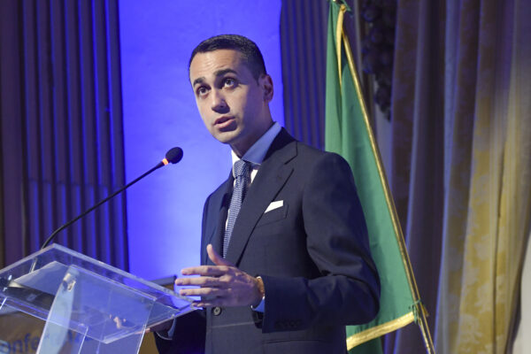 Conte non esiste, Di Maio asfalta l’ex premier senza mai mai nominarlo Conte non esiste, Di Maio asfalta l’ex premier senza mai mai nominarlo