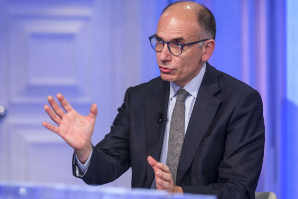 Letta cerca di tranquillizzare ma nel Pd cresce l’inquietudine
