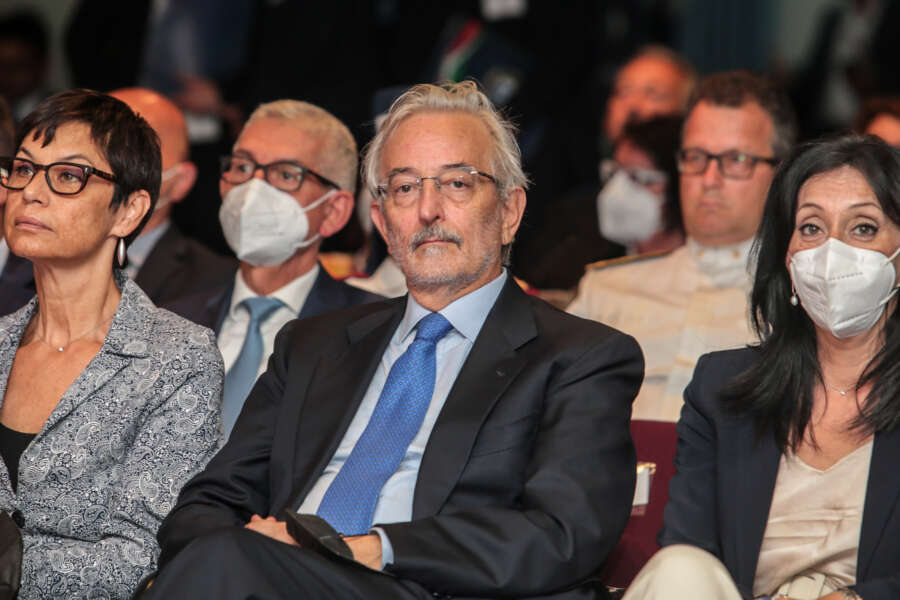 La pessima uscita di scena di Giovanni Salvi, intervistato dal Corriere fa arrabbiare tutti