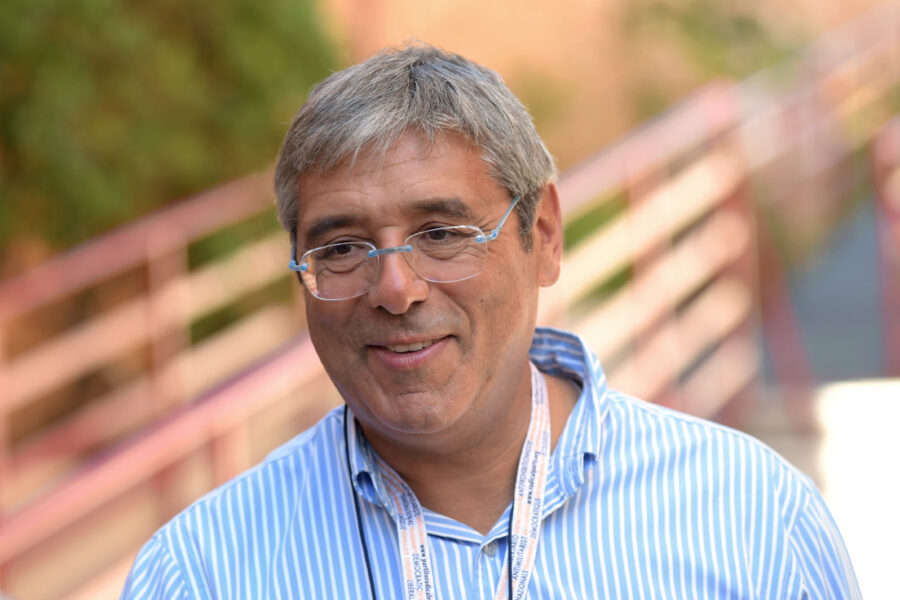 Totò Cuffaro esce dal carcere, ma resta ancora prigioniero