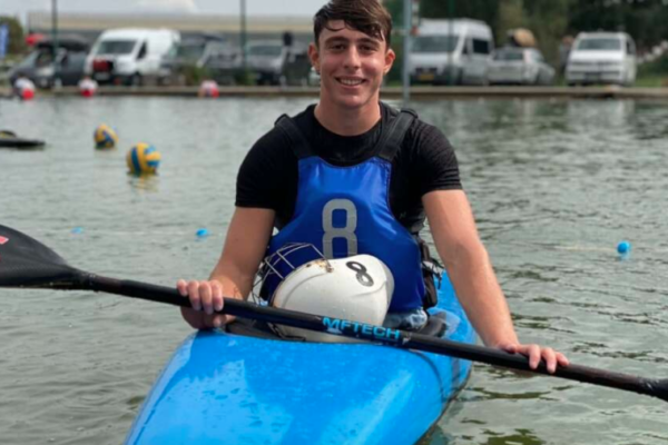 Schianto in scooter, il mondo della canoa piange Antonio Marino: “Ciao campione”. I suoi organi salveranno vite