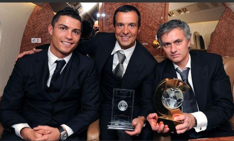 “Cristiano Ronaldo alla Roma, ha firmato”: tifosi sognano tra audio whatsapp e presentazione all’Olimpico