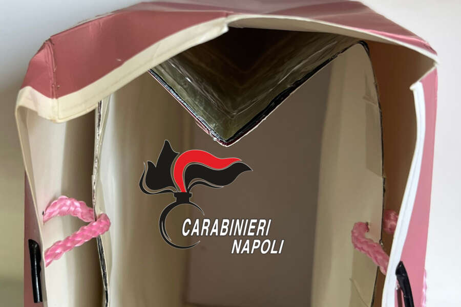 Furto alla Coin con la busta anti taccheggio schermata, fermato 21enne