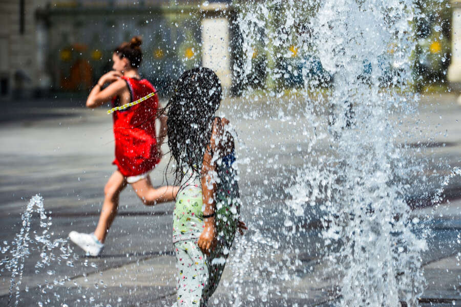 Caldo record, l’ondata di calore fino al 29 giugno: bollino rosso in 19 città per le temperature africane