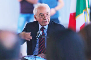 Giuliano Amato nel carcere minorile di Nisida: si accende una speranza Giuliano Amato nel carcere minorile di Nisida: si accende una speranza