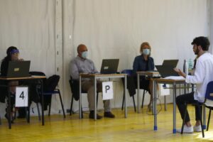 Maturità con mascherina, Costa apre lo scontro nel governo con Bianchi: “Eliminiamole, serve coerenza”