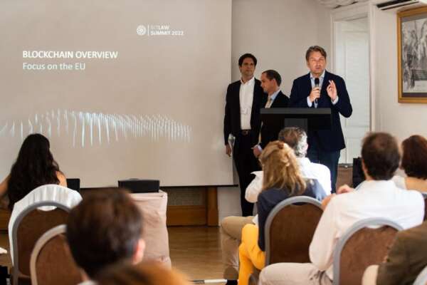 Bitcoin, Criptovalute, Metaverso, Intelligenza Artificiale e NFT:  come l’economia digitale sta cambiando le nostre vite