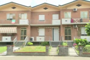 Bimbo gettato dalla finestra, la babysitter confessa: “Ero in catalessi, non era un gesto deliberato”