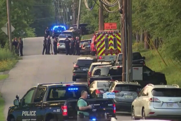 Irrompe e apre il fuoco in chiesa: due morti e un ferito nella sparatoria in Alabama