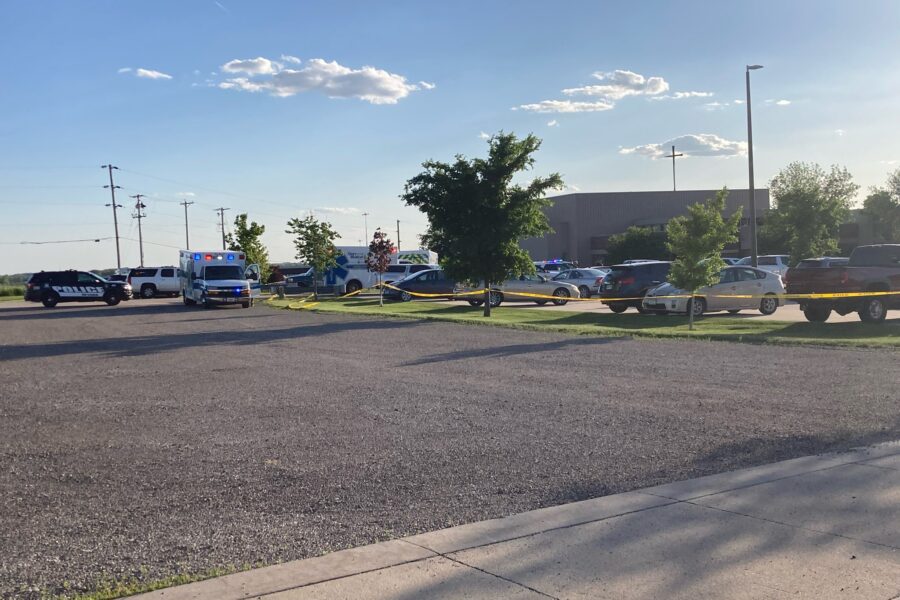 Negli Stati Uniti altre due sparatorie, sei morti mentre Biden chiede il divieto delle armi d’assalto