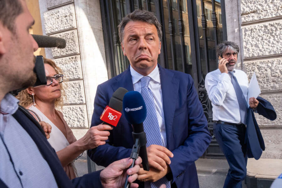 Foto Mauro Scrobogna /LaPresse
21-06-2022 Roma, Italia
Politica
Senato – Comunicazioni delPresidente del Consiglio in vista del Consiglio Europeo
Nella foto: Matteo Renzi

Photo Mauro Scrobogna/LaPresse 
June 26, 2022 Rome Italy
Senate – Communications from the Prime Minister in view of the European Council
In the photo: Matteo Renzi