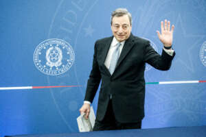 Draghi e il discorso populista che non ha funzionato: “Me lo chiede l’Italia”