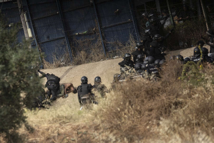 L’Europa è una fortezza feroce, lungo i suoi confini morti e violenza