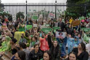 Non vogliono l’aborto e sono fan della pena di morte, chi sono i giudici della Corte Suprema