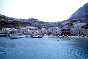 ©LAPRESSE/MARCO ROSI
15-06-1999 CAPRI
VARIE
NELLA FOTO: MARINA GRANDE