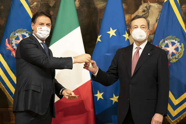 L’Italia è una repubblica agonizzante, tre governi in una legislatura sono la tomba del sistema partitico