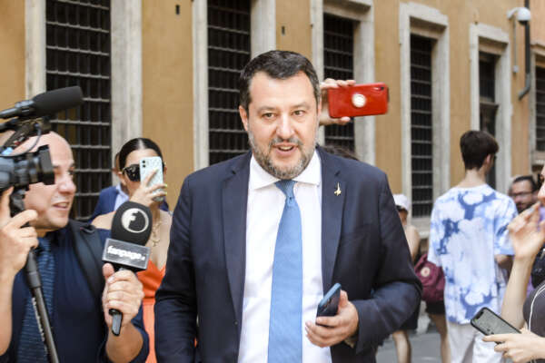 La Chiesa condanna Salvini: “Trionfo di interessi beceri”