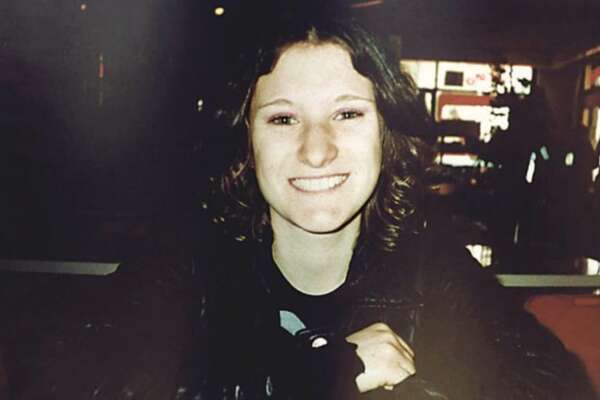 Serena Mollicone, perché la sentenza ha assolto i Mottola e gli altri imputati: i punti deboli dell’accusa