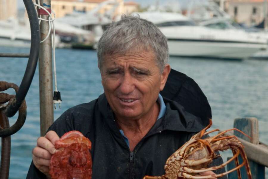 Omicidio Angelo Vassallo, indagati i carabinieri per la morte del sindaco: nel mirino depistaggi, droga e telecamere