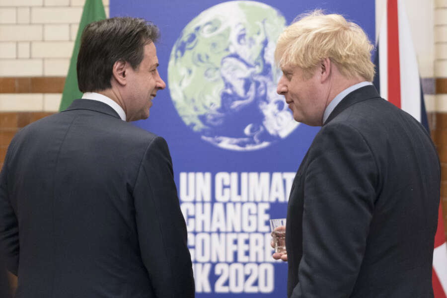 Foto Filippo Attili/Palazzo Chigi/LaPresse4-02-2020 Londra, Regno UnitoPolitica Il Presidente del Consiglio, Giuseppe Conte, ha partecipato a Londra all’evento di lancio della CoP26 presso lo Science Museum e ha incontrato il Primo Ministro del Regno Unito, Boris Johnson. Al termine ha tenuto un punto stampa.DISTRIBUTION FREE OF CHARGE – NOT FOR SALE – Obbligatorio citare la fonte LaPresse/Palazzo Chigi/Filippo Attili