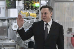 FILE – Tesla CEO Elon Musk attends the opening of the Tesla factory Berlin Brandenburg in Gruenheide, Germany, Tuesday, March 22, 2022. Musk has used Twitter to announce he had met with Pope Francis. Musk used the @Pontifex handle in tweeting that he was “honored” to meet with Francis on Friday, July 1, 2022. (Patrick Pleul/Pool via AP, File) FILE – Tesla CEO Elon Musk attends the opening of the Tesla factory Berlin Brandenburg in Gruenheide, Germany, Tuesday, March 22, 2022. Musk has used Twitter to announce he had met with Pope Francis. Musk used the @Pontifex handle in tweeting that he was “honored” to meet with Francis on Friday, July 1, 2022. (Patrick Pleul/Pool via AP, File)