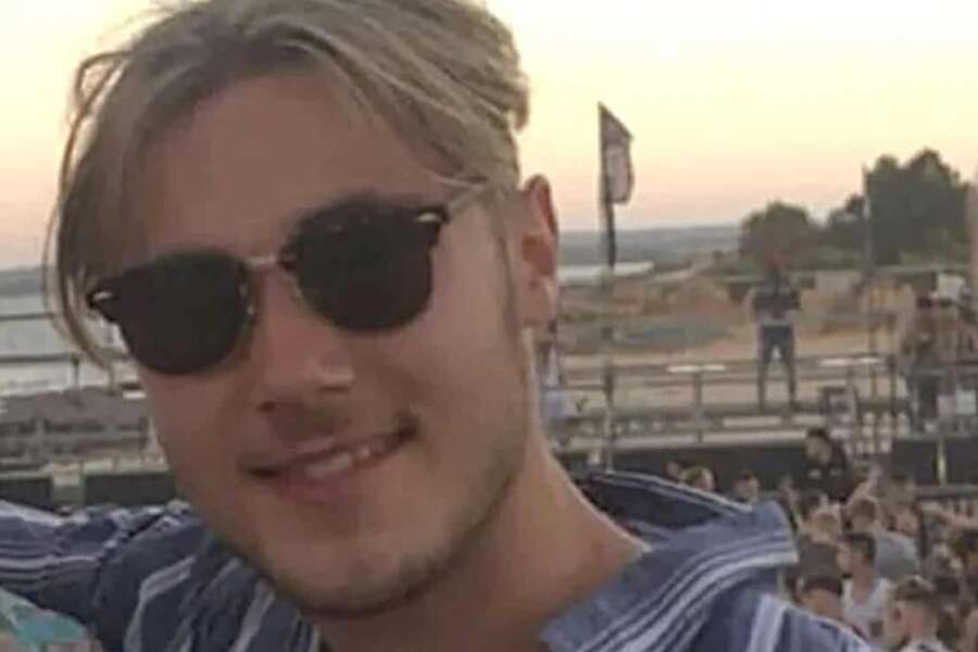 Rampollo si scatta un selfie con l’elicottero, decapitato dalla pala del velivolo a 22 anni