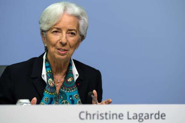 La BCE è pronta a non alzare il costo del denaro