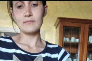 Pina Sidero ritrovata legata a una recinzione, giallo sulla 22enne scomparsa: in passato aveva ricevuto biglietti con minacce