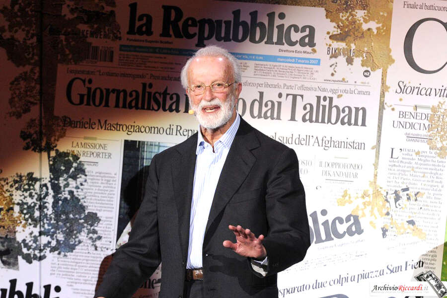 Eugenio Scalfari era un genio, che lo si ami o si odi se ne è andato il numero uno del giornalismo italiano