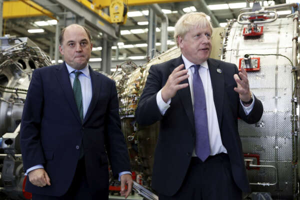 Dimissioni Boris Johnson, i Conservatori pensano già al successore: favorito il segretario per la Difesa Wallace