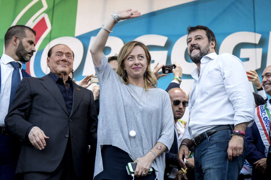 Foto Roberto Monaldo / LaPresse
19-10-2019 Roma
Politica
Orgoglio italiano! – Manifestazione della Lega e del centrodestra contro il governo Conte bis
Nella foto Silvio Berlusconi, Giorgia Meloni, Matteo Salvini 

Photo Roberto Monaldo / LaPresse
19-10-2019 Rome (Italy)
Italian pride! – Demonstration by the Lega and the center-right  parties against the Conte bis government
In the pic Silvio Berlusconi, Giorgia Meloni, Matteo Salvini