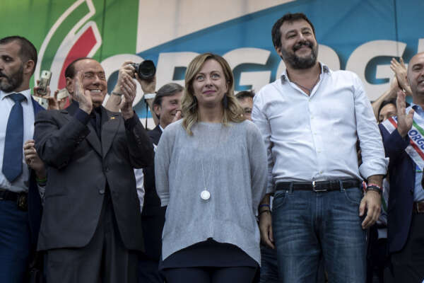 Foto Roberto Monaldo / LaPresse
19-10-2019 Roma
Politica
Orgoglio italiano! – Manifestazione della Lega e del centrodestra contro il governo Conte bis
Nella foto Silvio Berlusconi, Giorgia Meloni, Matteo Salvini 

Photo Roberto Monaldo / LaPresse
19-10-2019 Rome (Italy)
Italian pride! – Demonstration by the Lega and the center-right  parties against the Conte bis government
In the pic Silvio Berlusconi, Giorgia Meloni, Matteo Salvini