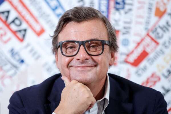 Chi è Carlo Calenda: il leader di Azione dal cinema a Churchill, dal governo alle elezioni politiche