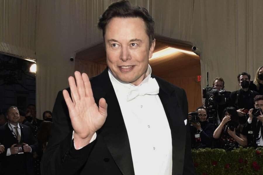 Elon Musk vende 7,92 milioni di azioni Tesla: la mossa in attesa del processo per l’acquisto di Twitter
