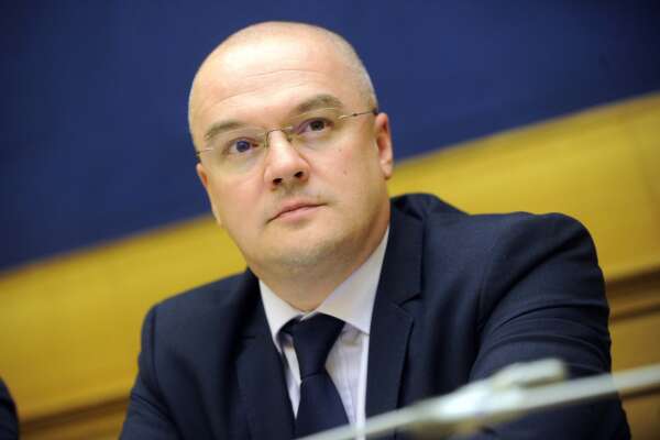 Foto Fabio Cimaglia / LaPresse
11-10-2016 Roma
Politica
Conferenza stampa “Sì per le montagne, montagne per il Sì”
Nella foto Enrico Borghi
Photo Fabio Cimaglia / LaPresse
11-10-2016 Rome (Italy)
Politic
Press Conference “Yes for Mountains, Montains for Yes”
In the pic Enrico Borghi Foto Fabio Cimaglia / LaPresse
11-10-2016 Roma
Politica
Conferenza stampa “Sì per le montagne, montagne per il Sì”
Nella foto Enrico Borghi
Photo Fabio Cimaglia / LaPresse
11-10-2016 Rome (Italy)
Politic
Press Conference “Yes for Mountains, Montains for Yes”
In the pic Enrico Borghi