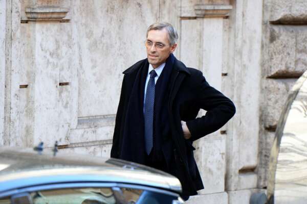 Niccolò Ghedini non ci ha lasciati: sarà sempre un esempio per le generazioni future Niccolò Ghedini non ci ha lasciati: sarà sempre un esempio per le generazioni future