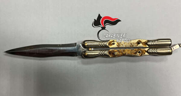 Al luna park con il coltello in tasca, fermato 14enne: aveva tentato la fuga per nascondere la lama