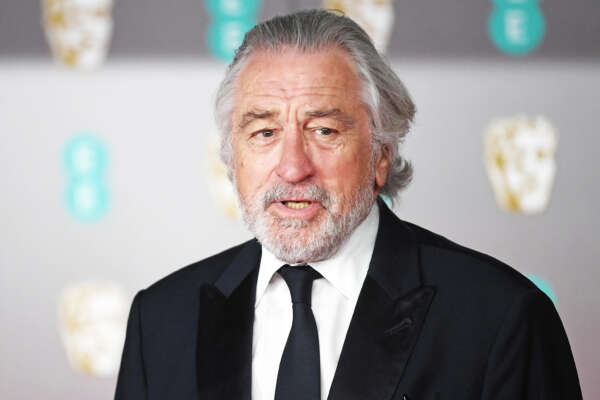 epa08188827 Robert De Niro attends the 73rd annual British Academy Film Award at the Royal Albert Hall in London, Britain, 02 February 2020. The ceremony is hosted by the British Academy of Film and Television Arts (BAFTA).  EPA/NEIL HALL *** Local Caption *** 54975994