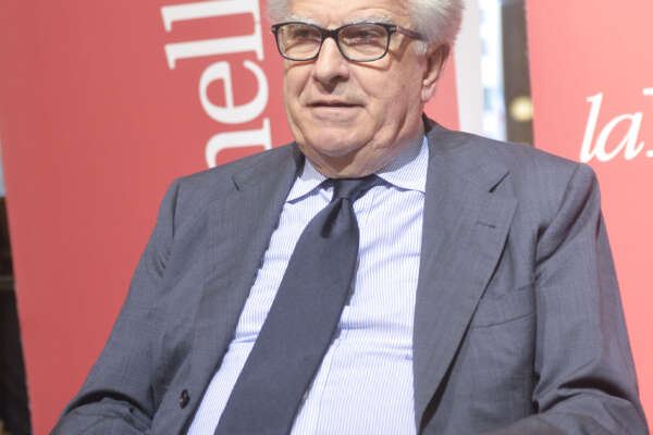 LUIGI ZANDA POLITICO LUIGI ZANDA POLITICO