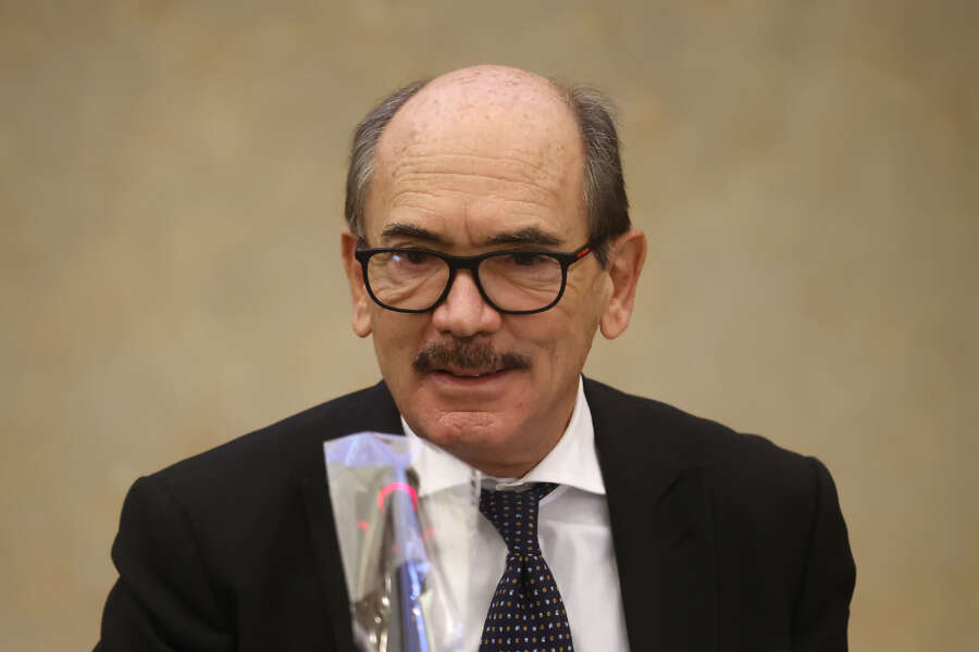 “Caro De Raho non la imbarazza essere il Santino di Conte, di chi gridava ‘buttiamo la chiave'”, lettera dell’avvocato Botti