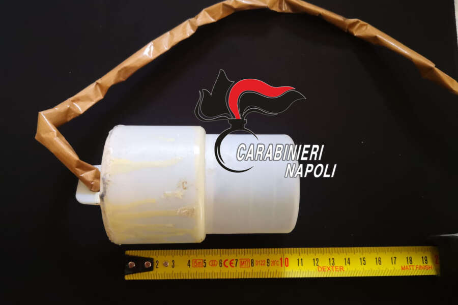 Scoperte armi nascoste sul Monte Faito, c’è anche una bomba: denunciato un 59enne