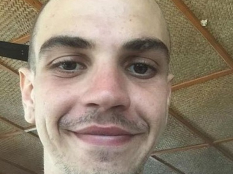 Attraversa il ponte senza pagare la tassa di 40 euro, Federico Negri sbattuto in cella: “Rischia 8 anni di carcere”