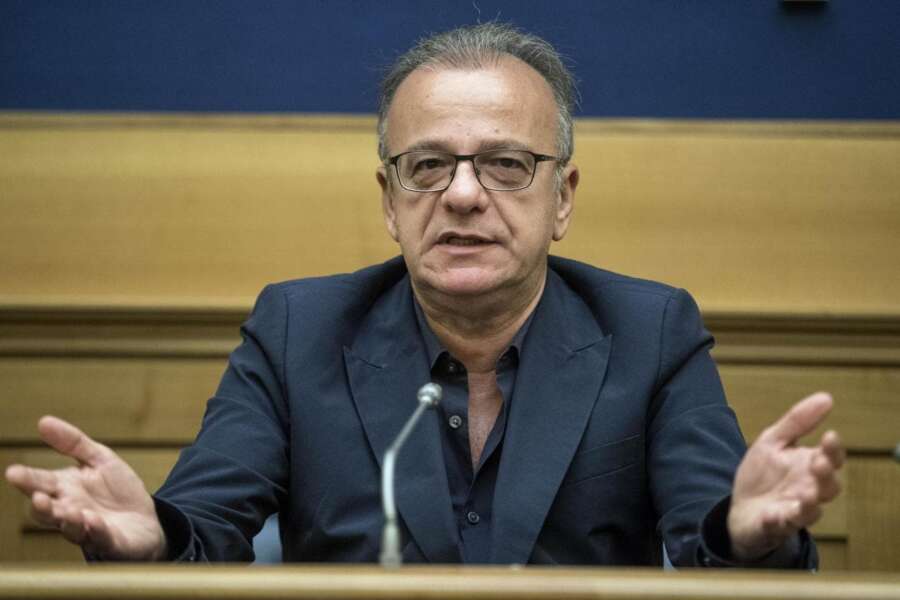 Rotondi: “No, gli eletti a destra non passeranno con il terzo polo”