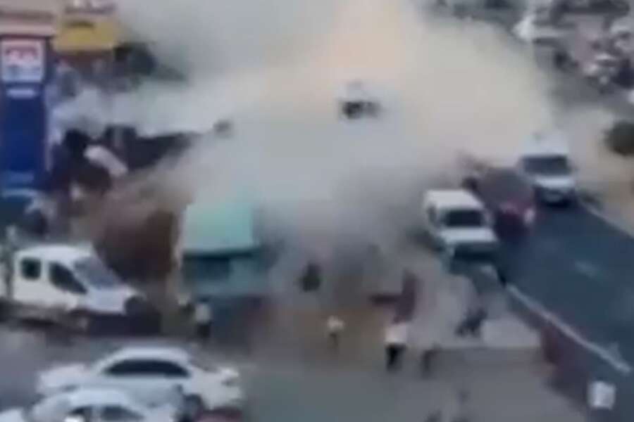 Camion senza freni piomba sulla folla, strage in Turchia: almeno 16 morti